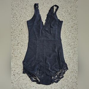 Lace-Trim V-Neck Cami Bodysuit - Black